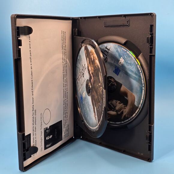 Twilight Movie Collection (4 DVDs) – New Moon + Breaking Dawn Parts 1 & 2 - Picture 3 of 9